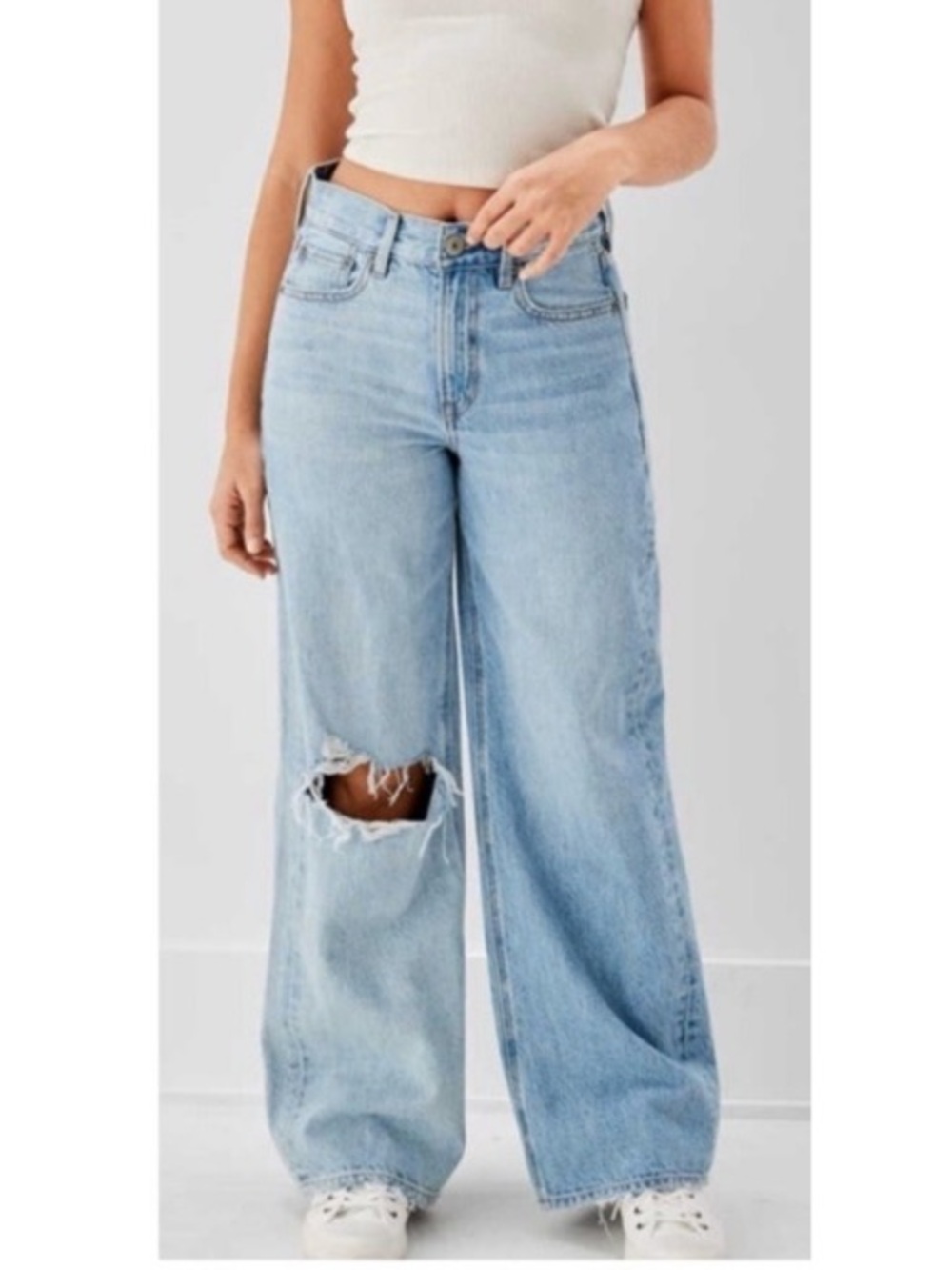 American Eagle High Rise Relaxed Wide Skater Jeans Two-Tone Light Rigid Denim 14